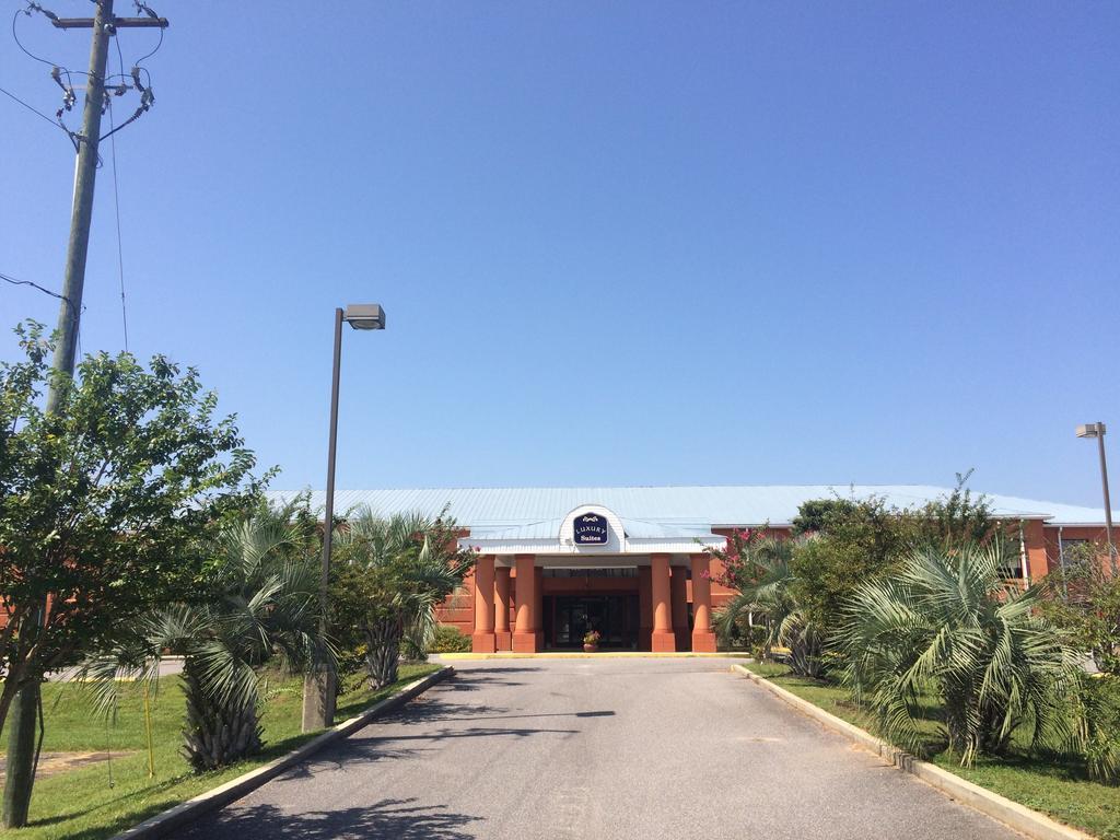 Luxury Suites Pensacola Exteriör bild